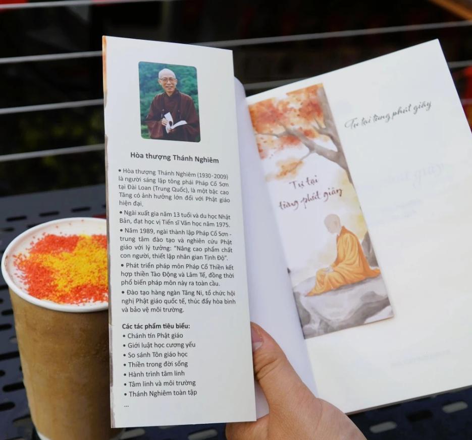 Sách Tự Tại Từng Phút Giây – Hòa Thượng Thánh Nghiêm