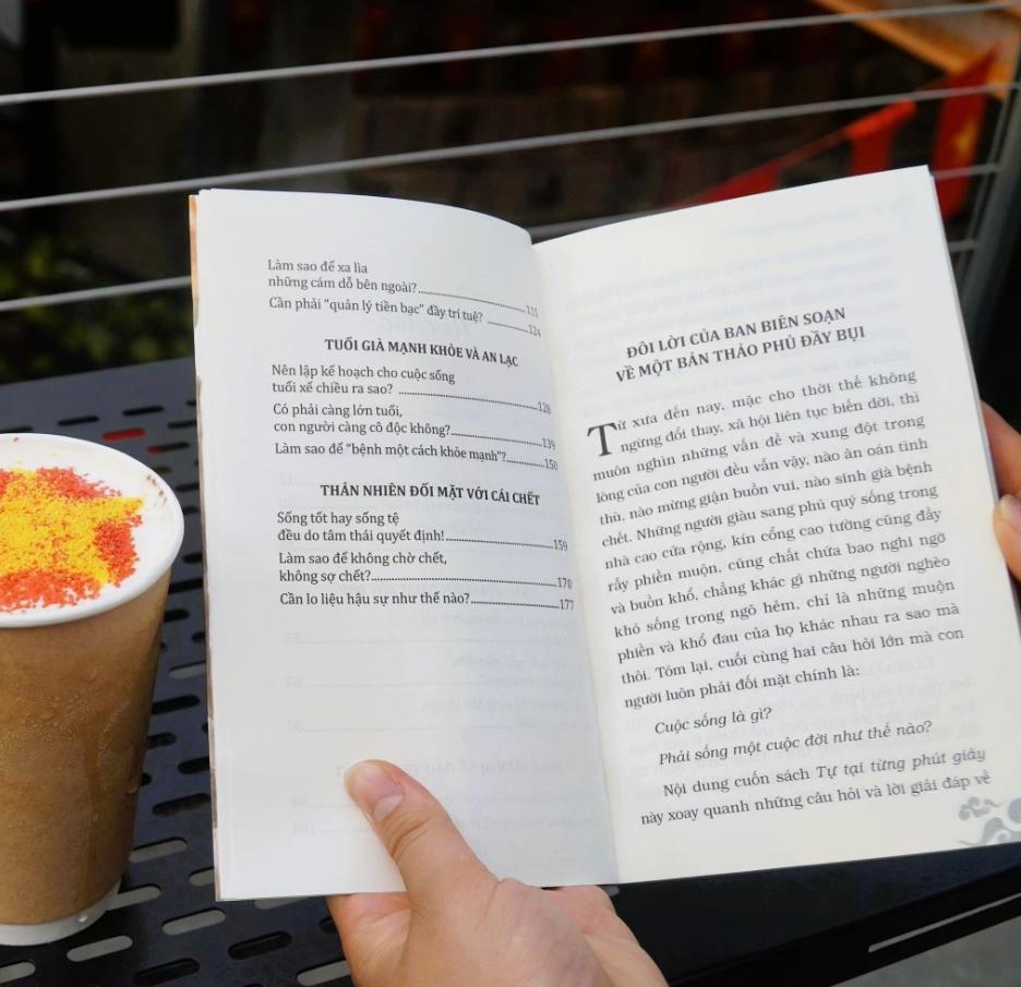 Sách Tự Tại Từng Phút Giây – Hòa Thượng Thánh Nghiêm